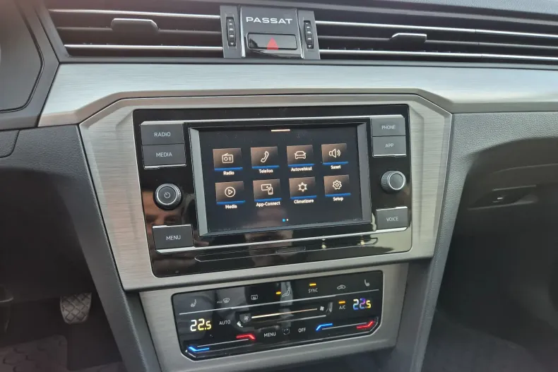 Volkswagen Passat din 2021 cu 78.960 km - oferta VOL244176 - foto 12