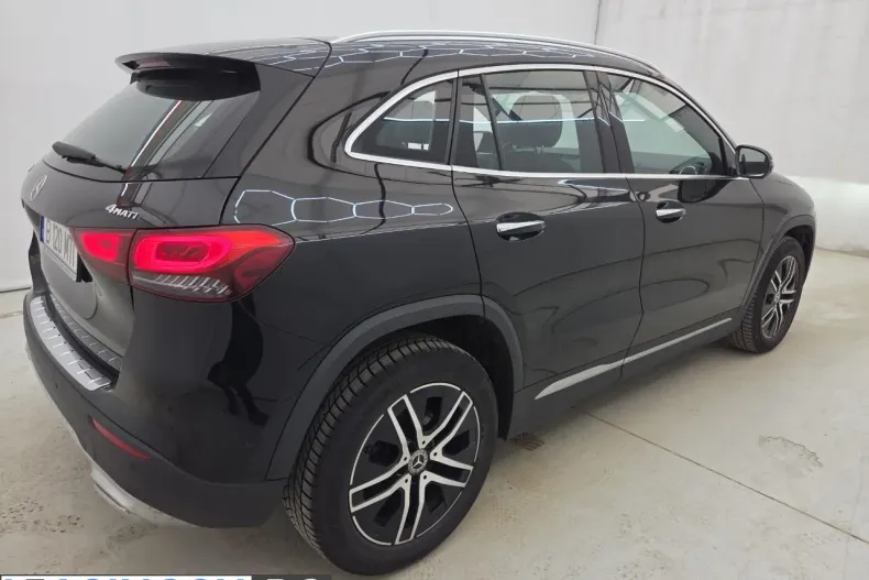 Mercedes-Benz GLA 200 (Clasa GLA) din 2023 cu 40.030 km - oferta MER244178 - foto 3