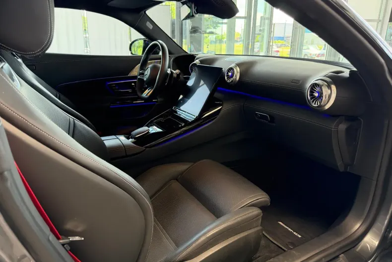 Mercedes-Benz AMG GT (Clasa GT) din 2025 cu 9.400 km - oferta MER244189 - foto 9
