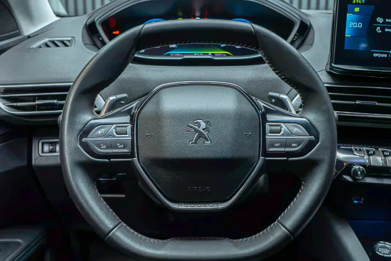 Peugeot 3008 din 2023 cu 120.500 km - oferta PEU244194 - foto 8