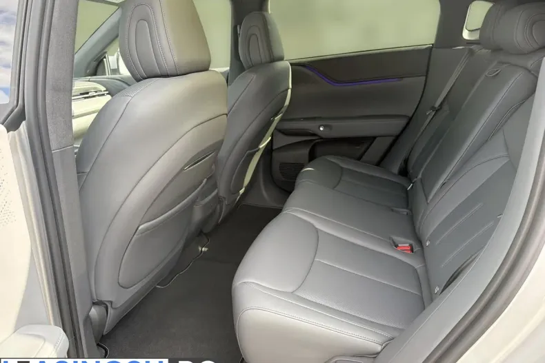 XPENG G6 din 2026 cu 3.000 km - oferta XPE244198 - foto 16