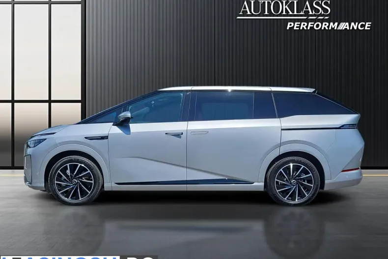 XPENG G9 din 2026 cu 5 km - oferta XPE244202 - foto 2