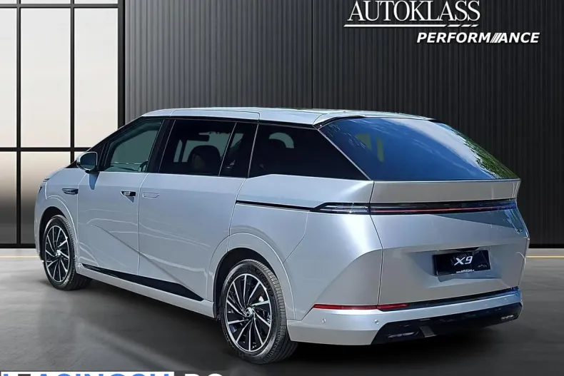 XPENG G9 din 2026 cu 5 km - oferta XPE244202 - foto 3
