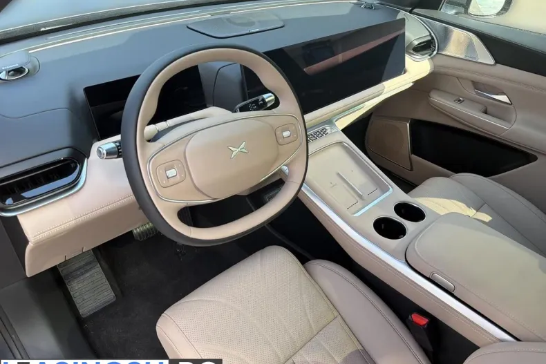 XPENG G9 din 2026 cu 1 km - oferta XPE244203 - foto 2