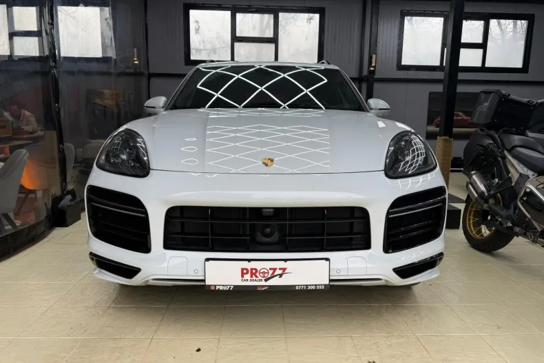 Porsche Cayenne din 2021 cu 35.000 km - oferta POR244207 - foto 2