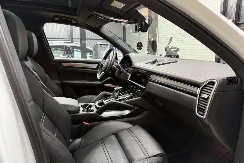 Porsche Cayenne din 2021 cu 35.000 km - oferta POR244207 - foto 38