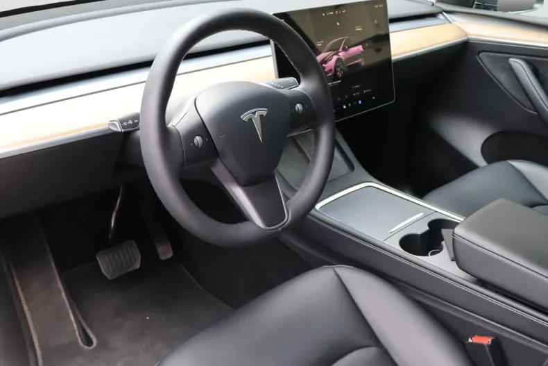 Tesla Model Y din 2022 cu 80.245 km - oferta TES244217 - foto 9