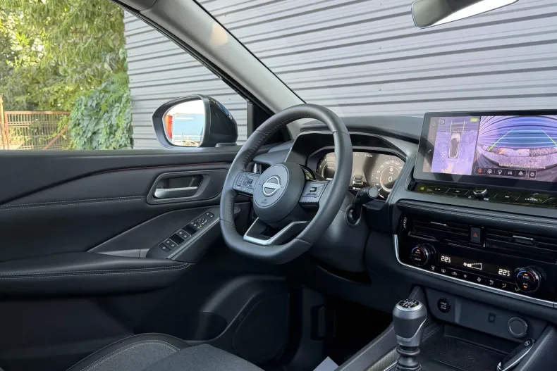 Nissan Qashqai din 2025 cu 3.000 km - oferta NIS244224 - foto 8