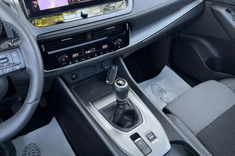 Nissan Qashqai din 2025 cu 3.000 km - oferta NIS244224 - foto 18