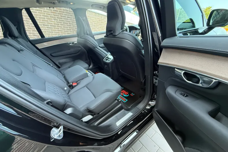 Volvo XC90 din 2025 cu 19.000 km - oferta VOL244228 - foto 18