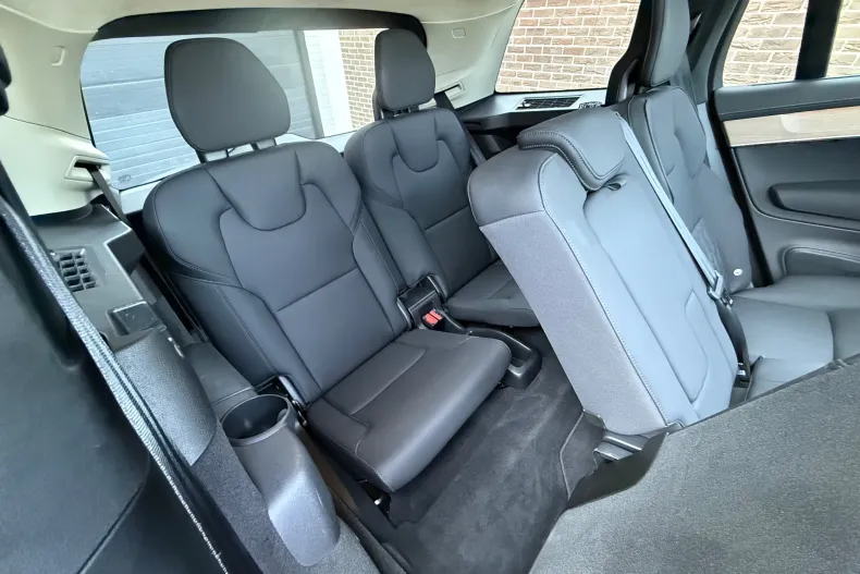 Volvo XC90 din 2025 cu 19.000 km - oferta VOL244228 - foto 20