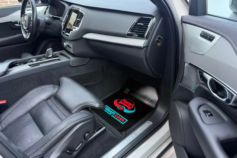 Volvo XC90 din 2021 cu 140.600 km - oferta VOL244229 - foto 19