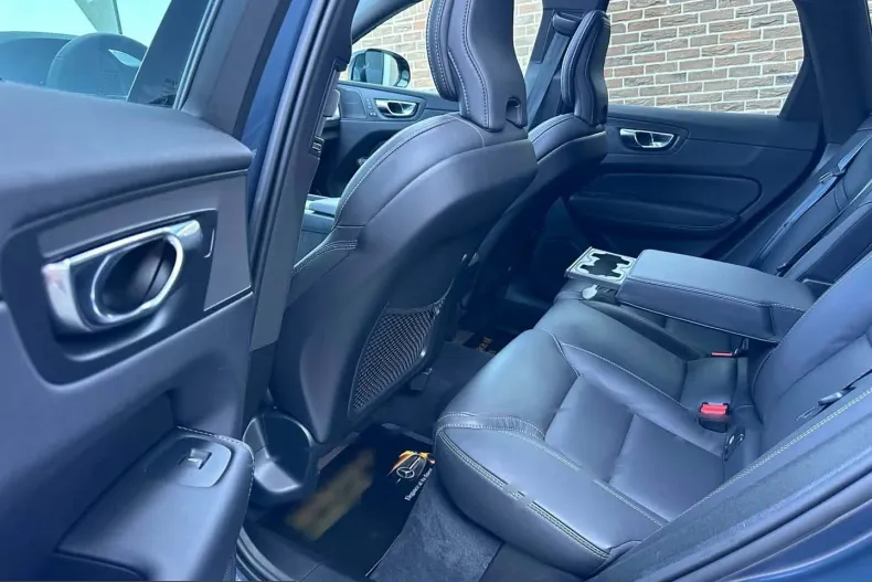 Volvo XC60 din 2022 cu 112.000 km - oferta VOL244230 - foto 18