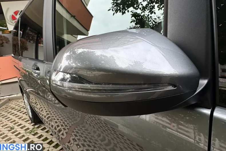 Mercedes-Benz V 300 (Clasa V) din 2022 cu 71.750 km - oferta MER244232 - foto 11
