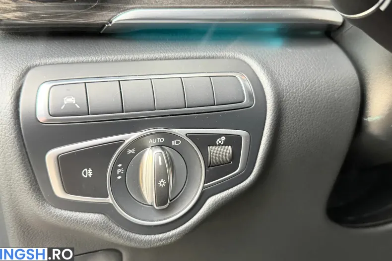 Mercedes-Benz V 300 (Clasa V) din 2022 cu 71.750 km - oferta MER244232 - foto 20