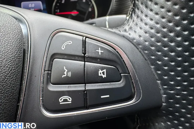 Mercedes-Benz V 300 (Clasa V) din 2022 cu 71.750 km - oferta MER244232 - foto 24