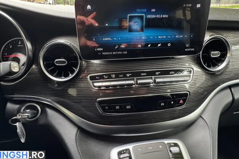 Mercedes-Benz V 300 (Clasa V) din 2022 cu 71.750 km - oferta MER244232 - foto 26