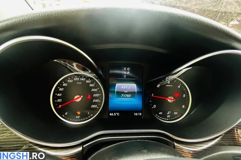 Mercedes-Benz V 300 (Clasa V) din 2022 cu 71.750 km - oferta MER244232 - foto 40