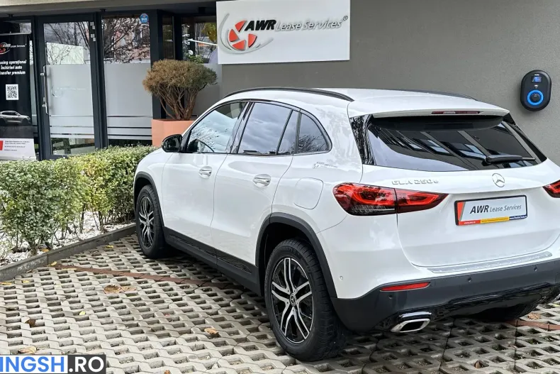 Mercedes-Benz GLA 250 (Clasa GLA) din 2022 cu 49.000 km - oferta MER244234 - foto 4