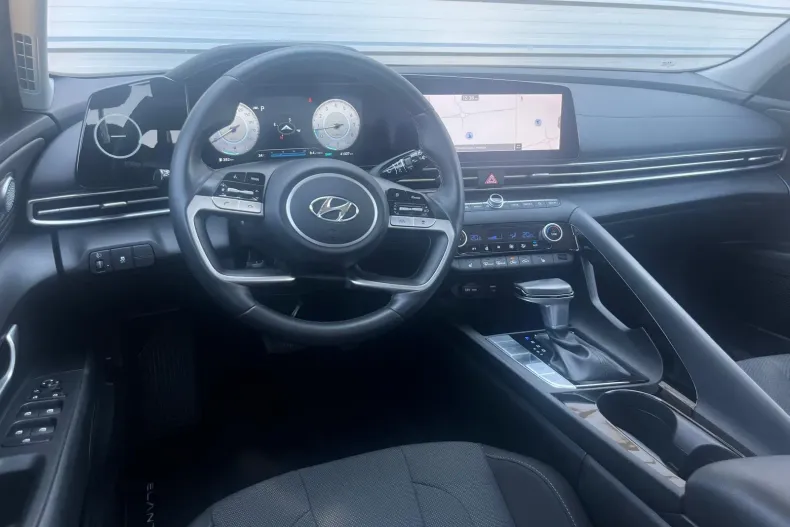 Hyundai Elantra din 2021 cu 41.000 km - oferta HYU244241 - foto 8