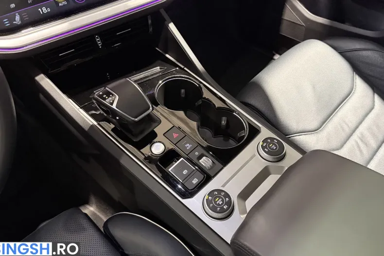 Volkswagen Touareg din 2022 cu 170.300 km - oferta VOL244244 - foto 19