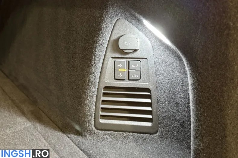Volkswagen Touareg din 2022 cu 170.300 km - oferta VOL244244 - foto 39