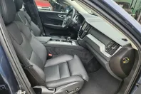 Volvo XC60 din 2023 cu 96.350 km - oferta VOL244246 - foto 13