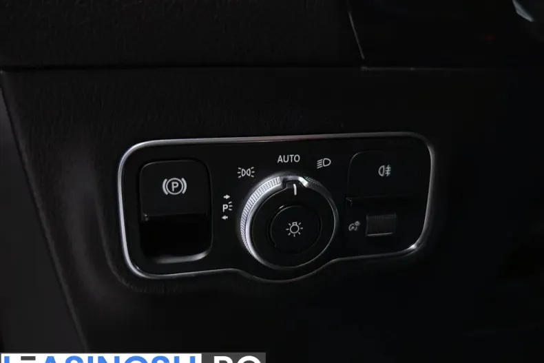Mercedes-Benz GLA 250 (Clasa GLA) din 2022 cu 109.019 km - oferta MER244248 - foto 19