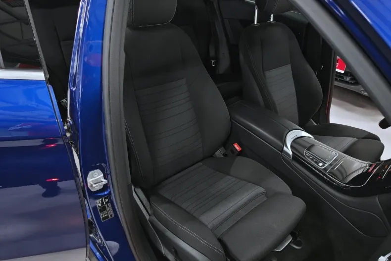Mercedes-Benz GLC 300 (Clasa GLC) din 2021 cu 114.189 km - oferta MER244256 - foto 10