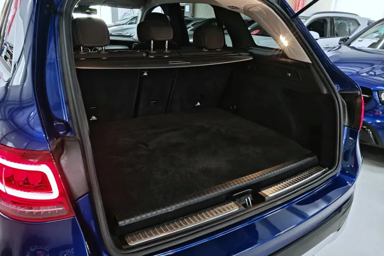Mercedes-Benz GLC 300 (Clasa GLC) din 2021 cu 114.189 km - oferta MER244256 - foto 36