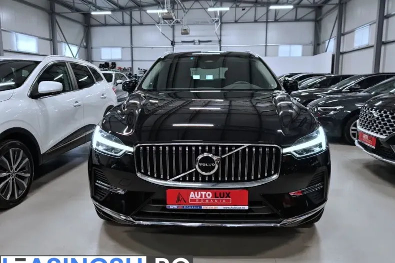Volvo XC60 din 2021 cu 142.584 km - oferta VOL244260 - foto 3