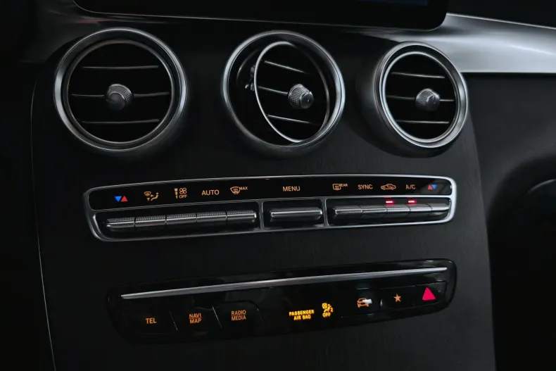 Mercedes-Benz GLC 220 (Clasa GLC) din 2020 cu 118.221 km - oferta MER244261 - foto 23