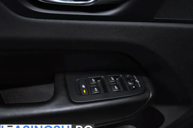 Volvo XC60 din 2021 cu 105.580 km - oferta VOL244262 - foto 23