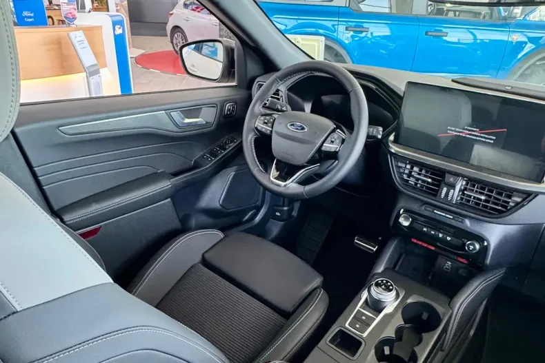Ford Kuga din 2026 cu 5 km - oferta FOR244275 - foto 12