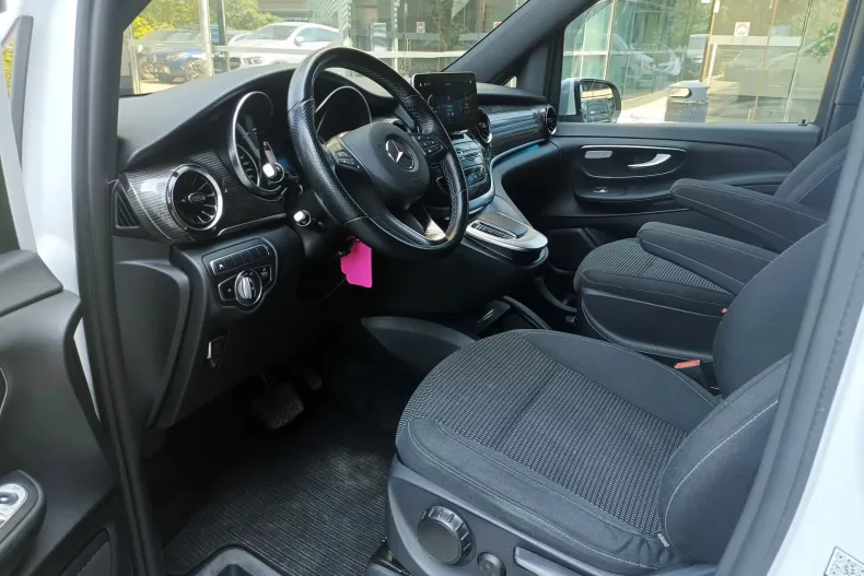 Mercedes-Benz V 300 (Clasa V) din 2020 cu 118.750 km - oferta MER244278 - foto 13