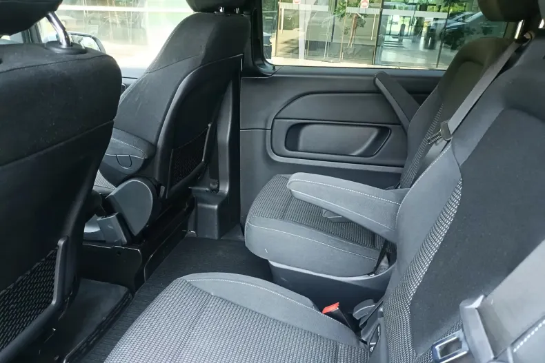 Mercedes-Benz V 300 (Clasa V) din 2020 cu 118.750 km - oferta MER244278 - foto 22