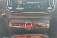 Volvo XC40 din 2023 cu 129.903 km - oferta VOL244279 - foto 13