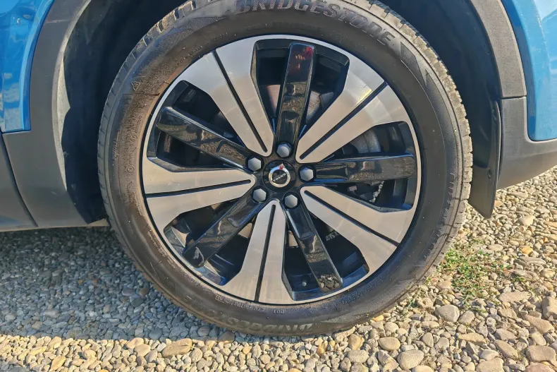 Volvo XC40 din 2023 cu 129.903 km - oferta VOL244279 - foto 26