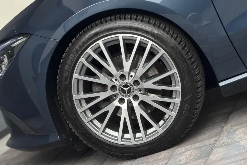 Mercedes-Benz CLA 180 (Clasa CLA) din 2022 cu 112.600 km - oferta MER244280 - foto 16