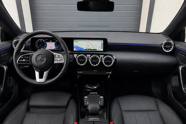 Mercedes-Benz CLA 180 (Clasa CLA) din 2022 cu 112.600 km - oferta MER244280 - foto 18