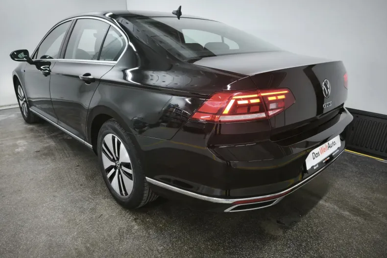 Volkswagen Passat din 2020 cu 100.000 km - oferta VOL244281 - foto 3