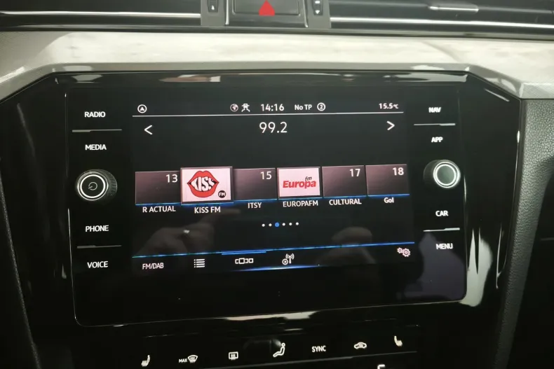 Volkswagen Passat din 2020 cu 100.000 km - oferta VOL244281 - foto 14