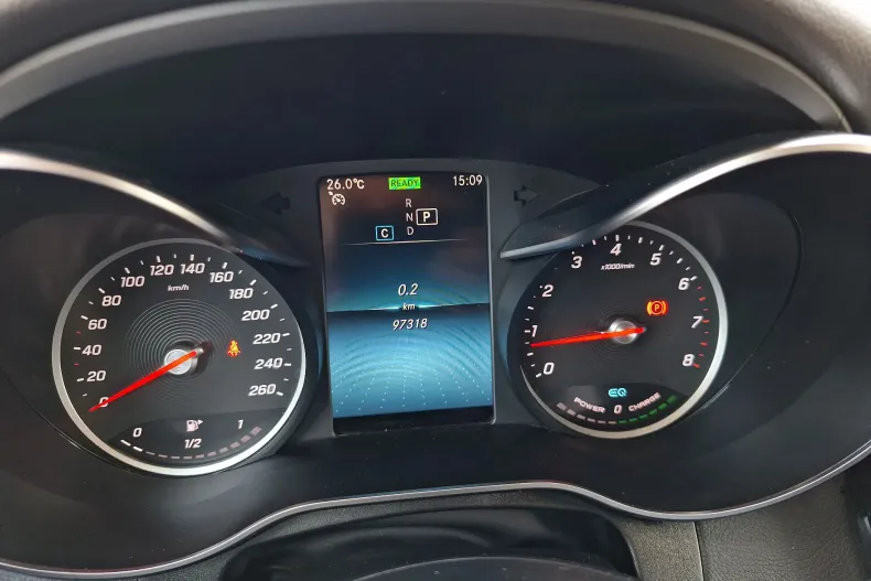 Mercedes-Benz GLC 200 (Clasa GLC) din 2020 cu 97.400 km - oferta MER244288 - foto 18