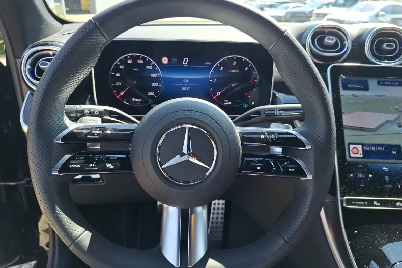 Mercedes-Benz GLC 200 (Clasa GLC) din 2025 cu 10.300 km - oferta MER244289 - foto 11