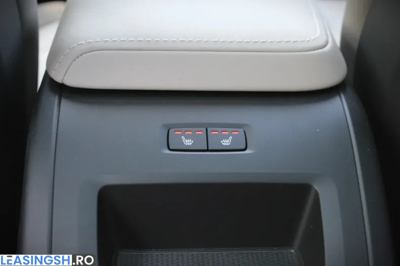 Volvo XC60 din 2025 cu 1.000 km - oferta VOL244291 - foto 28
