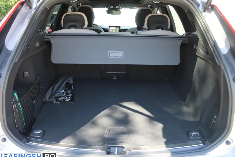 Volvo XC60 din 2025 cu 1.000 km - oferta VOL244291 - foto 30