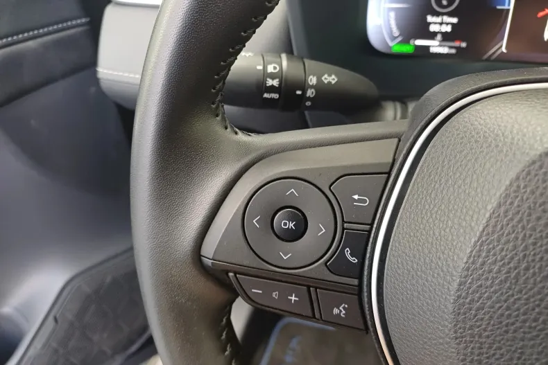 Toyota RAV4 din 2023 cu 19.963 km - oferta TOY244294 - foto 10