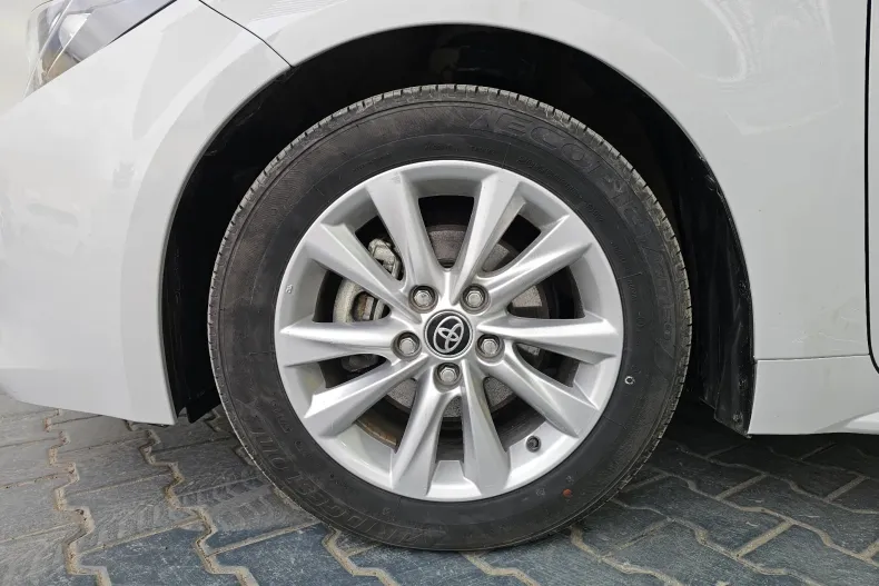 Toyota Corolla din 2025 cu 18.524 km - oferta TOY244298 - foto 4
