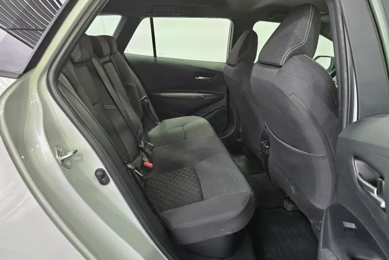 Toyota Corolla din 2025 cu 18.524 km - oferta TOY244298 - foto 23