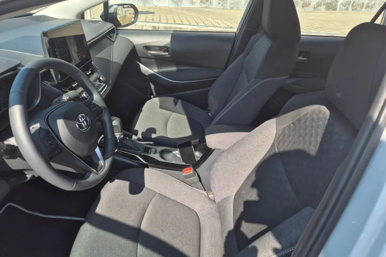 Toyota Corolla din 2025 cu 5.553 km - oferta TOY244306 - foto 15